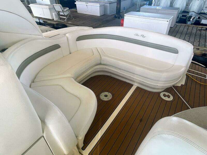 2006 Sea Ray 320 Sundancer