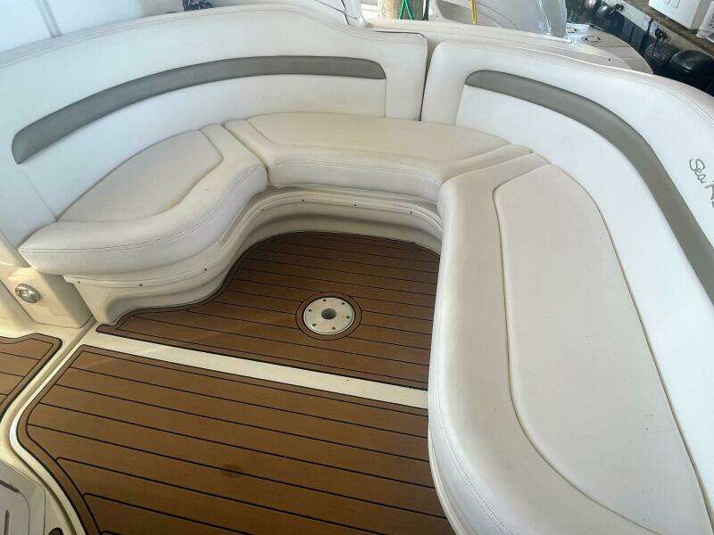 2006 Sea Ray 320 Sundancer