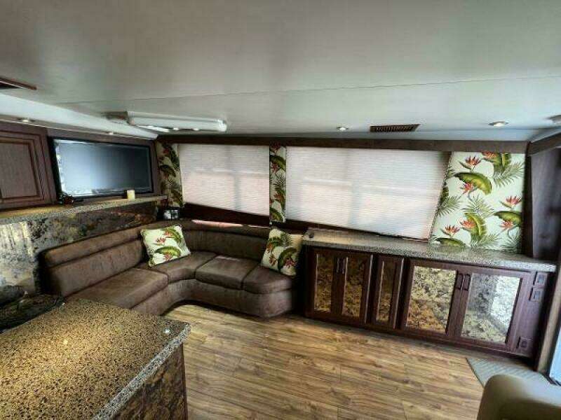 1991 Viking Boats Convertible