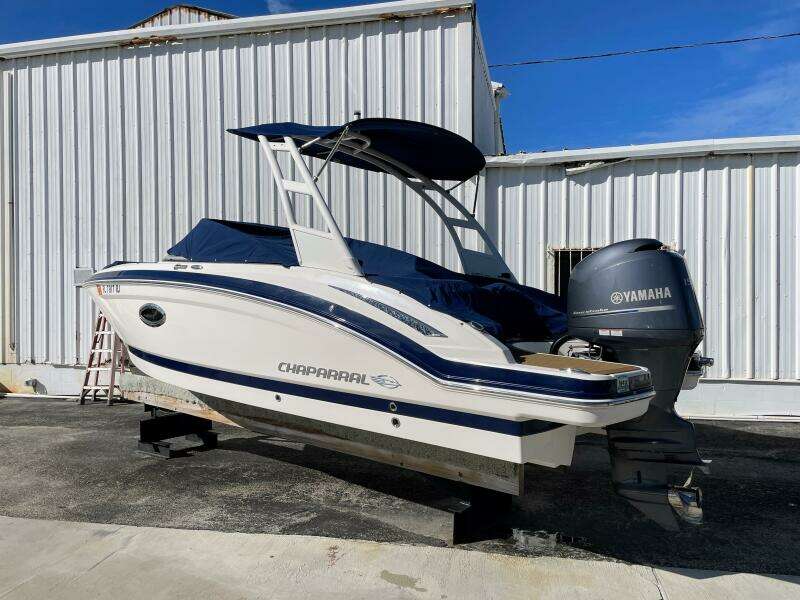 2016 Chaparral 210 Suncoast