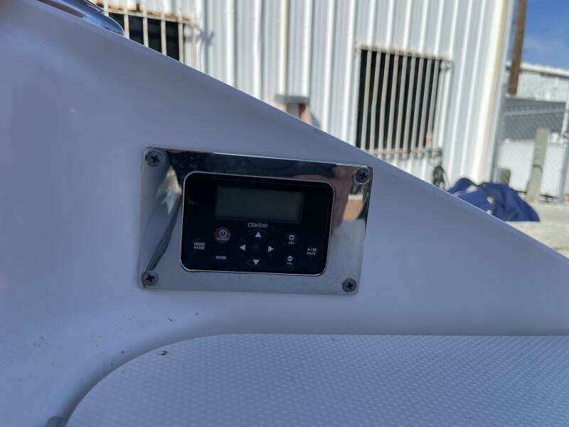 2016 Chaparral 210 Suncoast