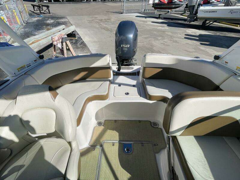 2016 Chaparral 210 Suncoast