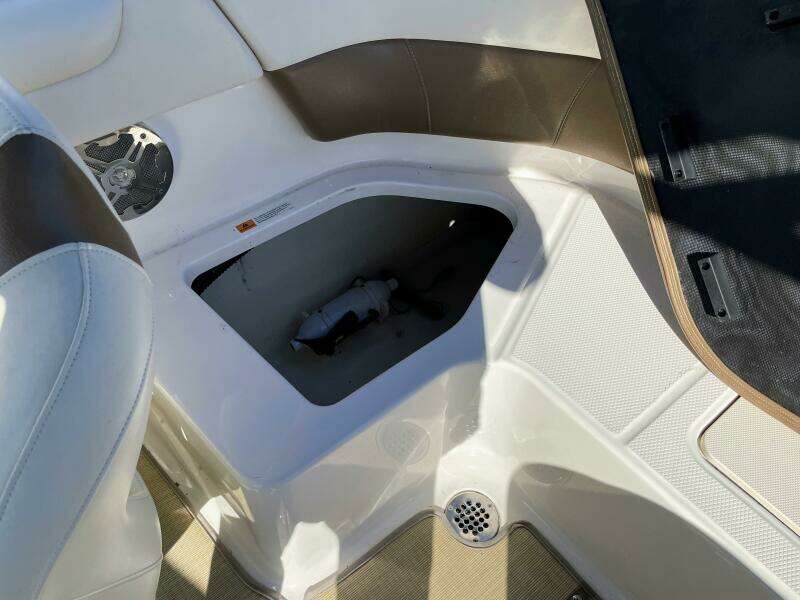 2016 Chaparral 210 Suncoast