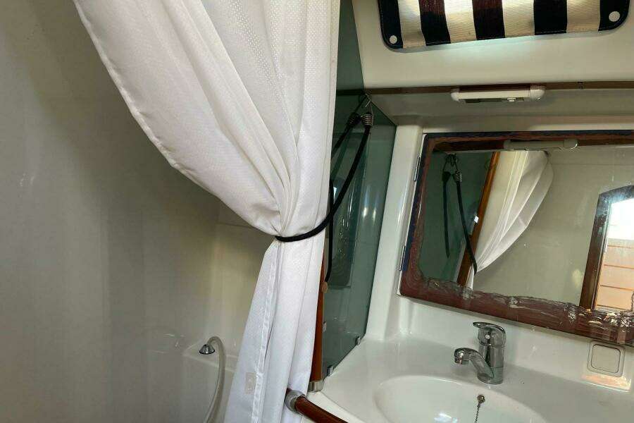 2001 Beneteau Oceanis 361