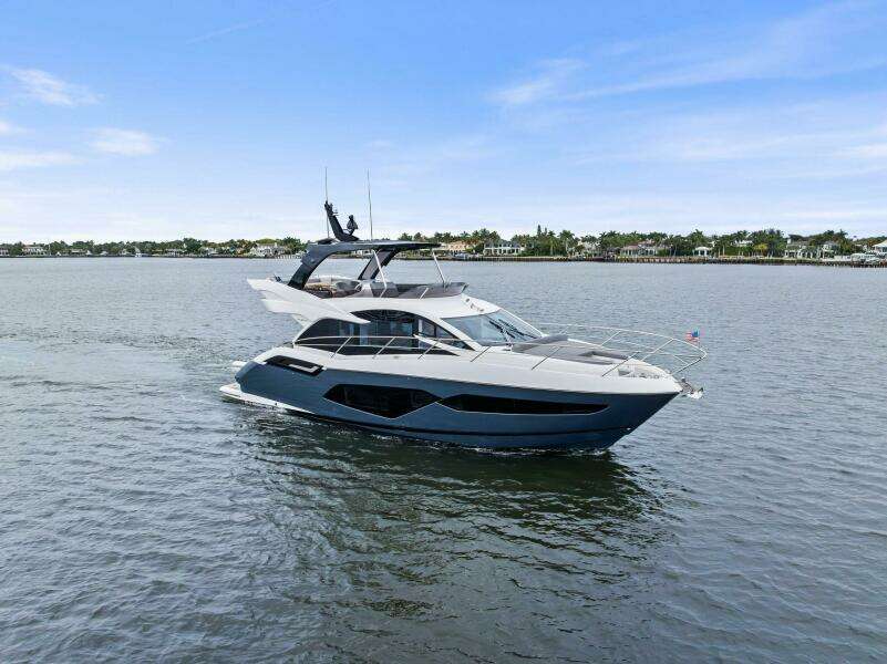2025 Sunseeker 55 Manhattan