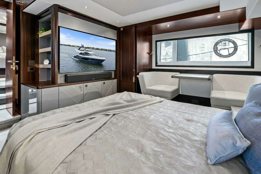 2025 Sunseeker 55 Manhattan