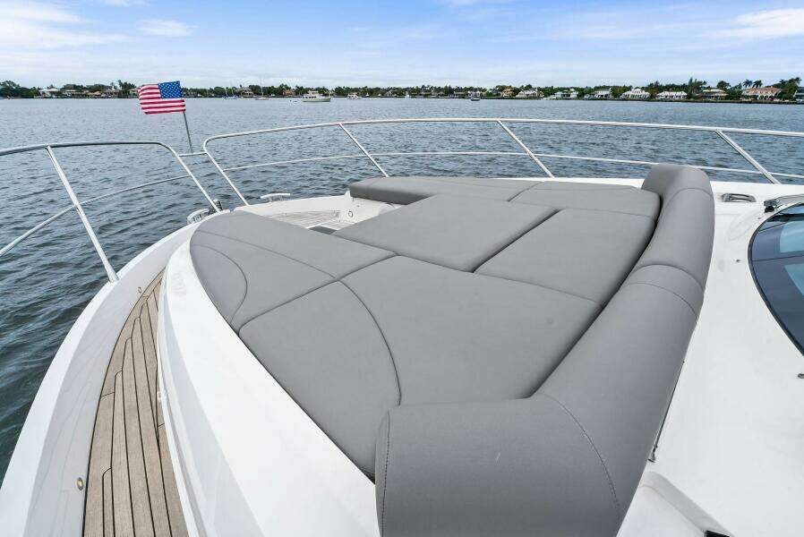 2025 Sunseeker 55 Manhattan
