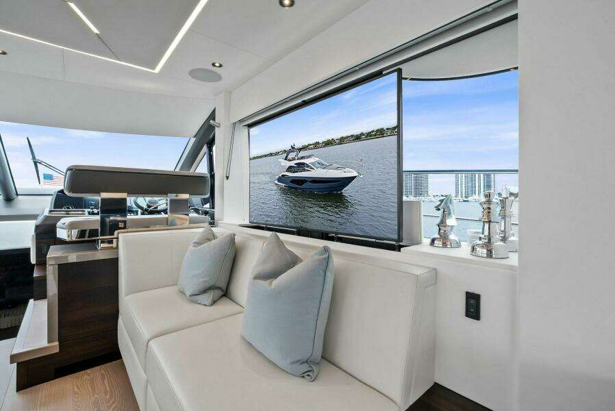2025 Sunseeker 55 Manhattan