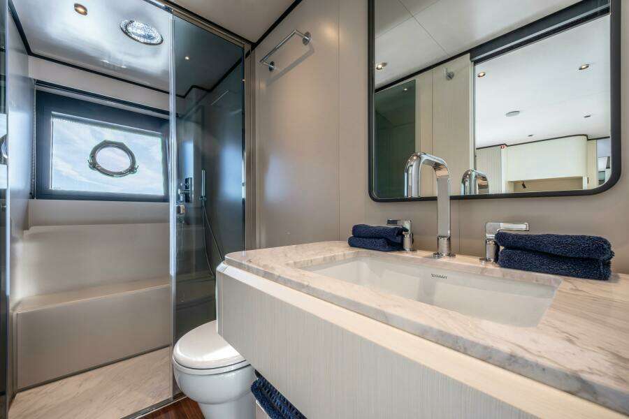 2025 Ferretti Yachts Ferretti 940