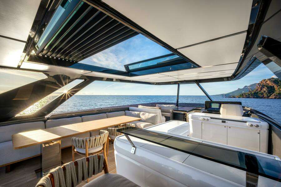 2025 Ferretti Yachts Ferretti 940