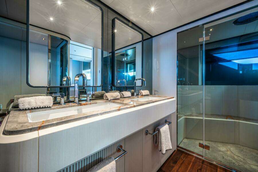 2025 Ferretti Yachts Ferretti 940