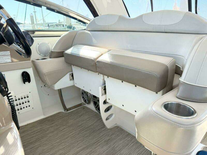 2016 Formula 37 Performance Cruiser