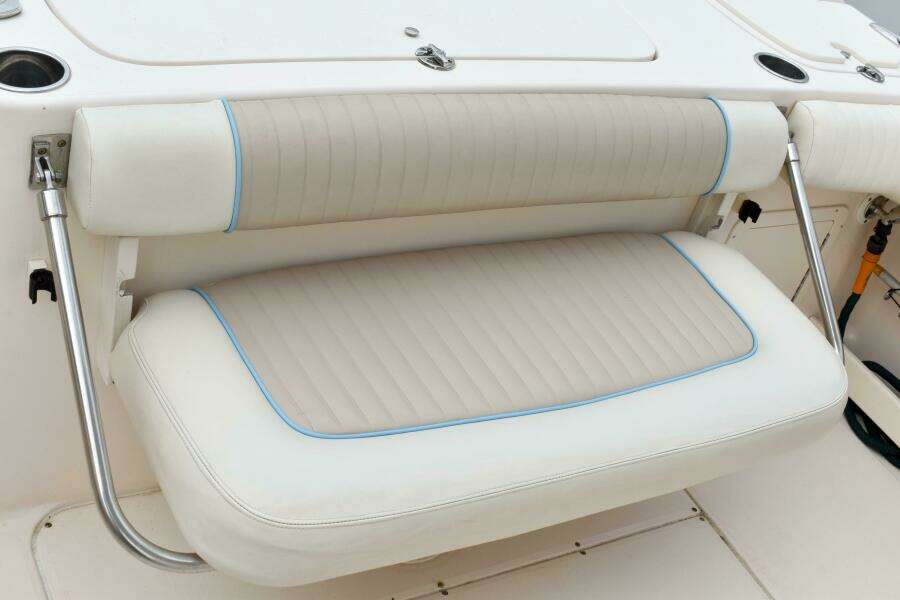 2012 Grady-White Canyon 271