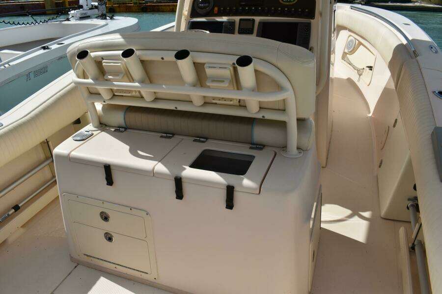 2012 Grady-White Canyon 271