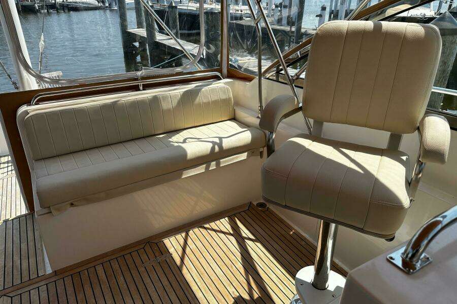 1995 Grand Banks 38 Eastbay EX