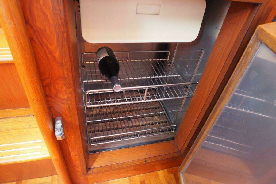 1995 Grand Banks 38 Eastbay EX