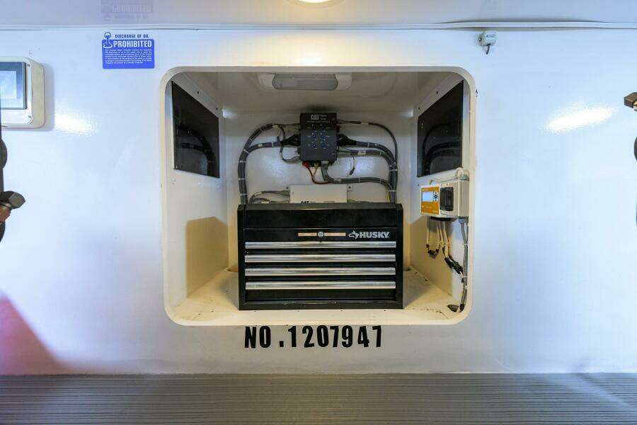 2008 Viking 60 Convertible