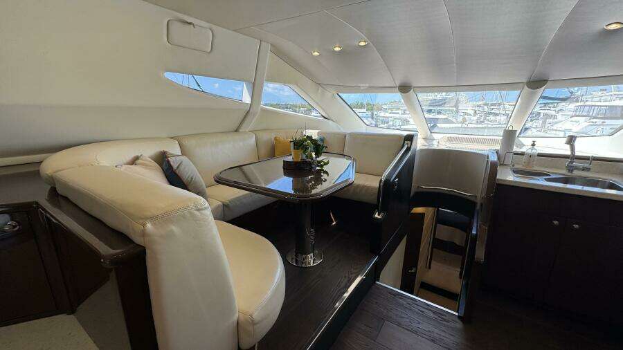 Raised Galley Dinette