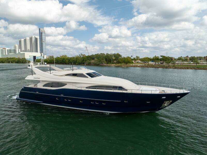 2001 Ferretti 94 Raised Pilothouse - Dreamchaser - Profile