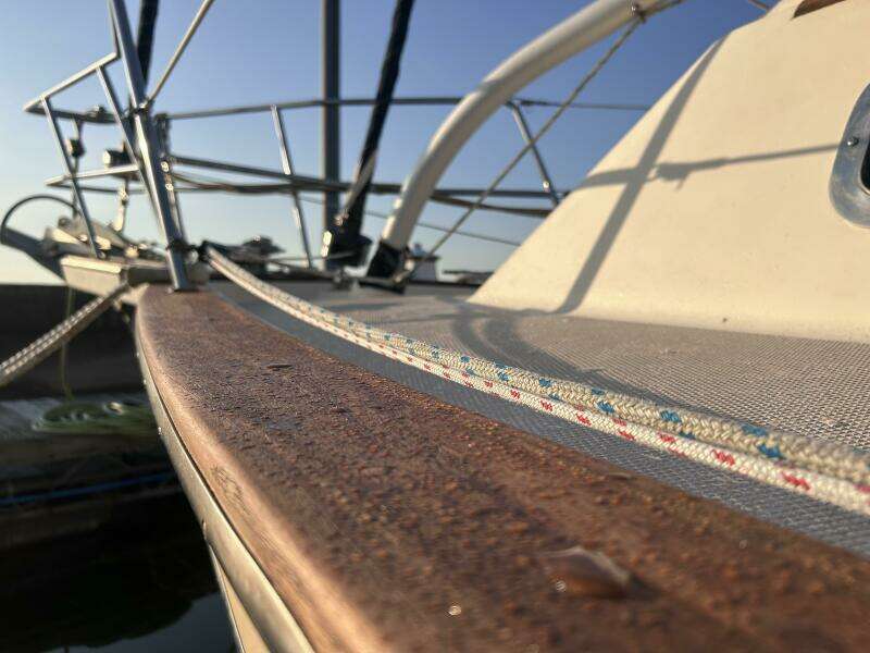 1999 Island Packet 320