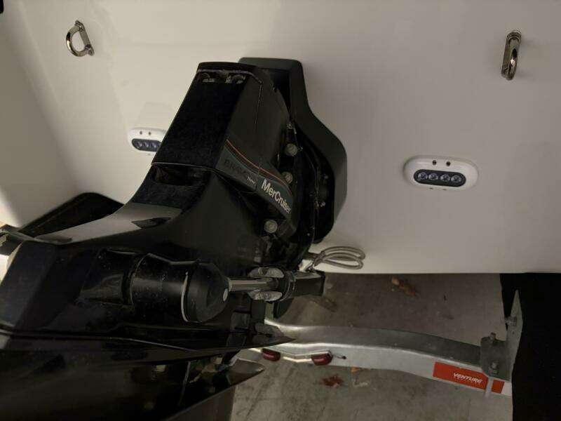 2019 Crownline 264 CR