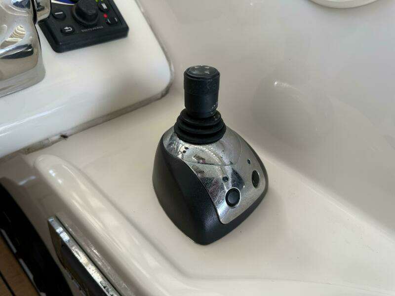 2007 Chris-Craft Roamer 40