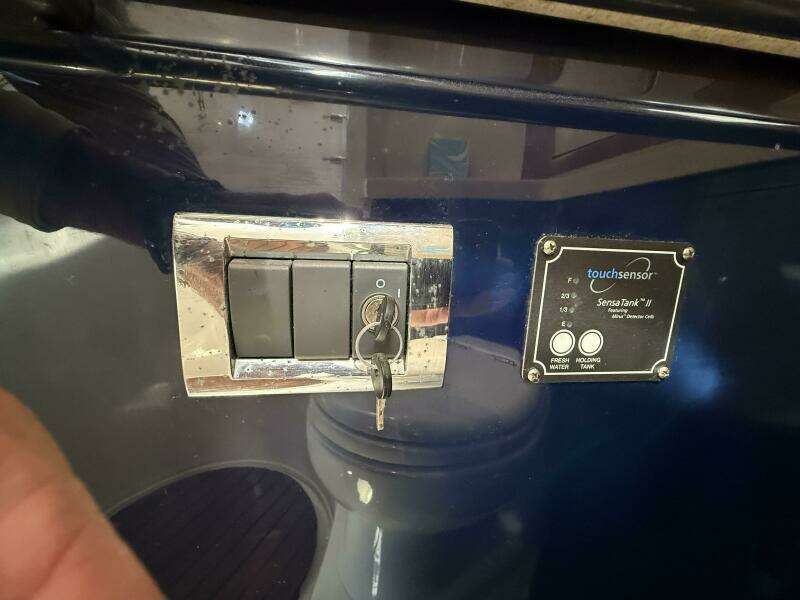 2007 Chris-Craft Roamer 40