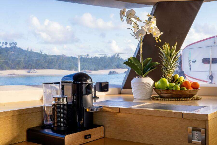 2017 Fountaine Pajot Victoria 67