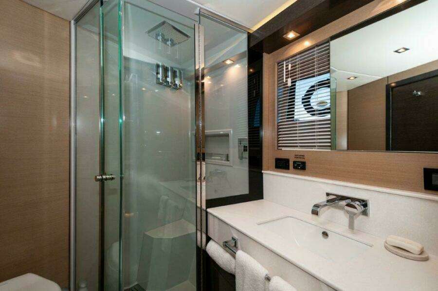 2019 Cruisers Yachts 60 Cantius- AFTER FIVE