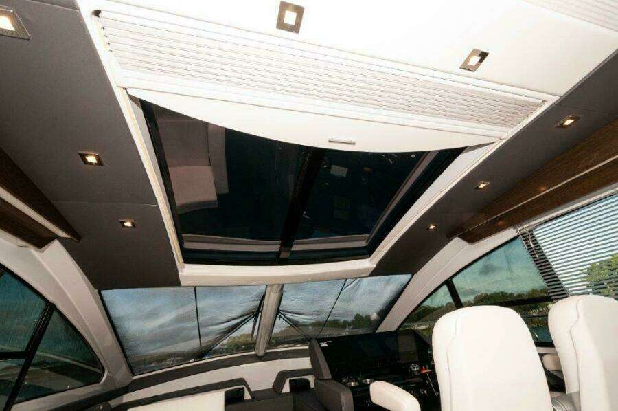 2019 Cruisers Yachts 60 Cantius- AFTER FIVE