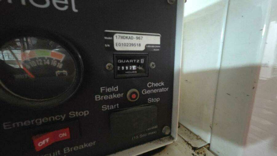 1987 DeFever 48 Tri Cabin