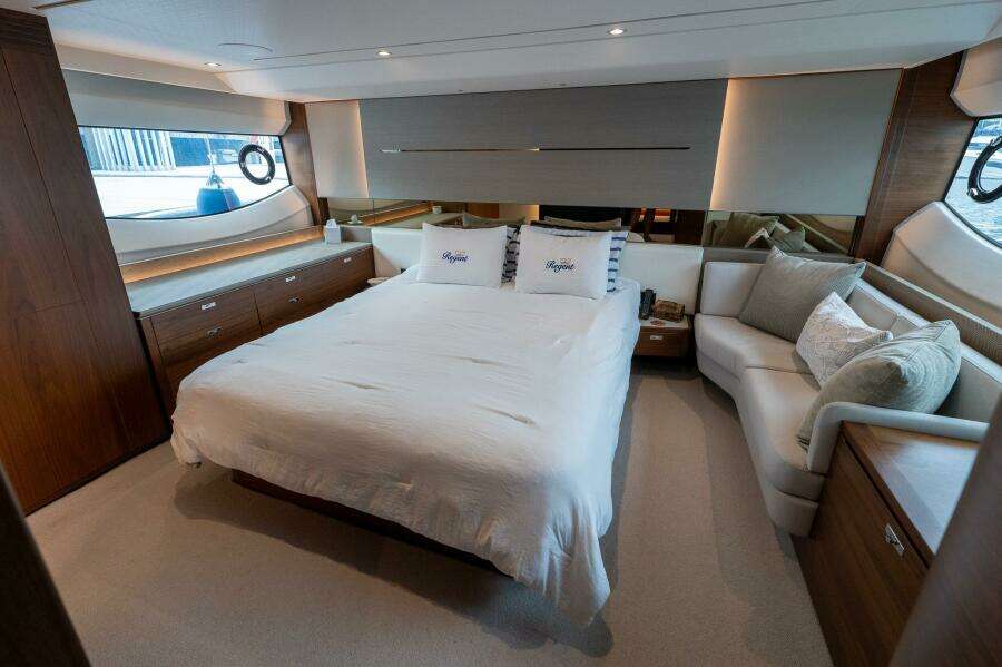 Princess 62 - Regent - Master Stateroom