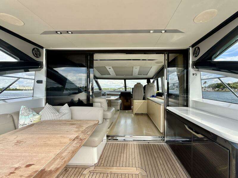 Princess 58 - IL CAPO - Salon