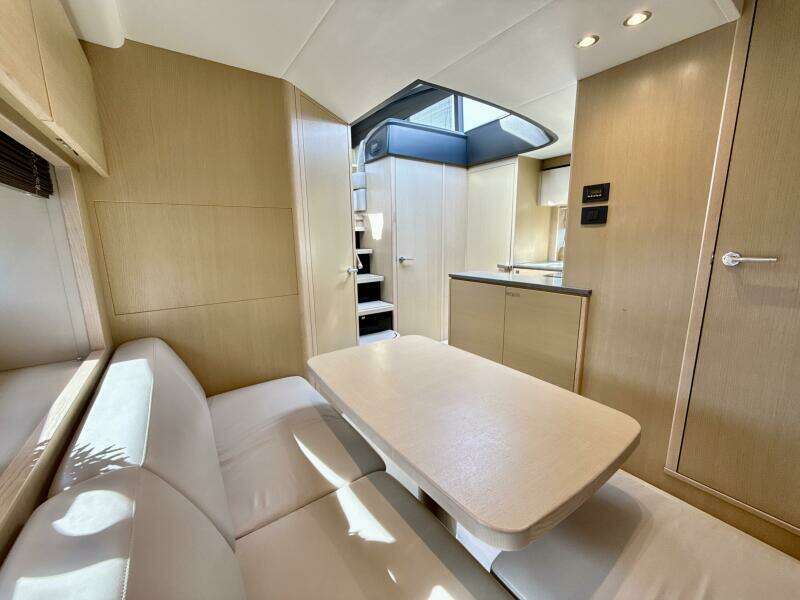 Princess 58 - IL CAPO - Dinette