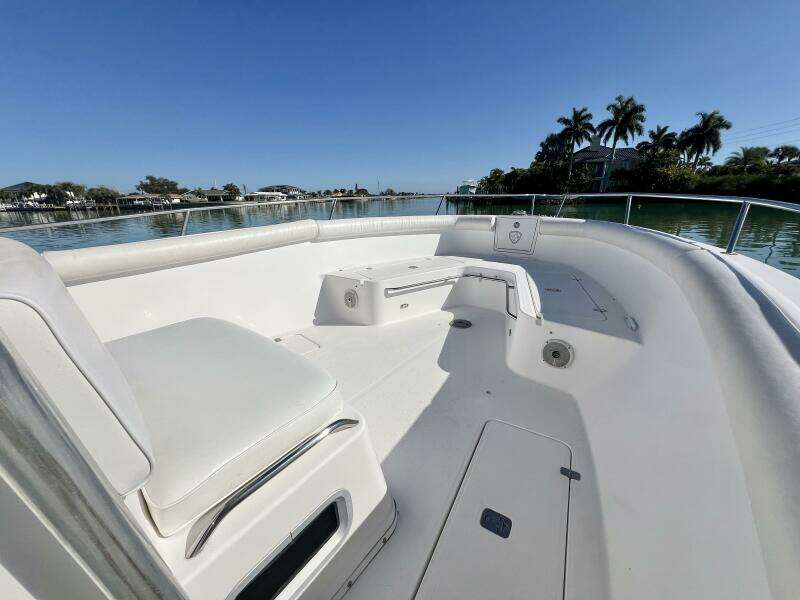 2005 Century 3200 Center Console