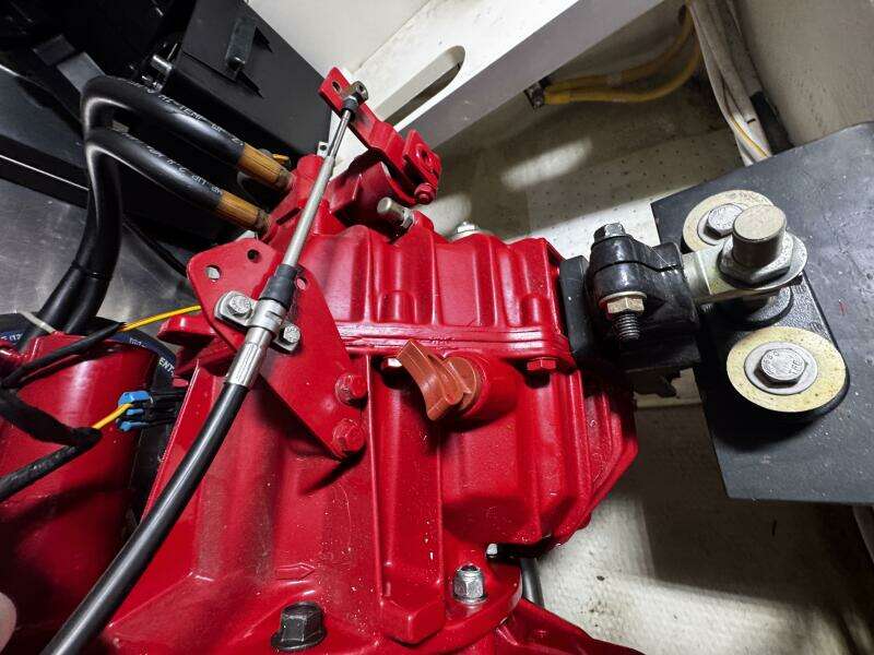 2005 Carver 36 Sedan