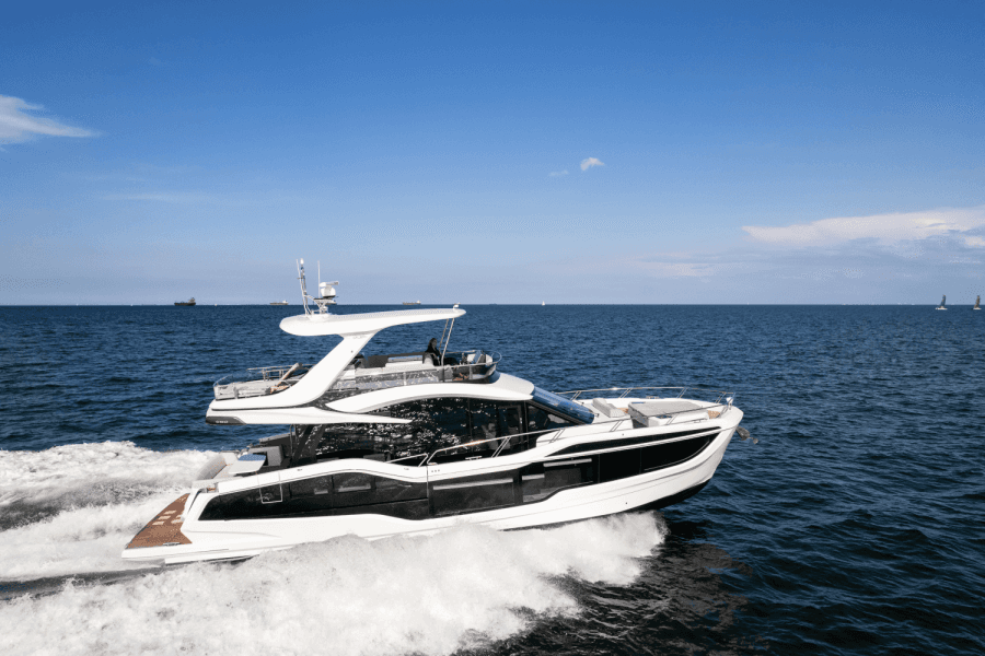 2025 Galeon 560 FLY