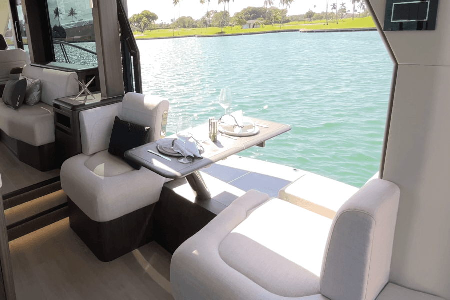 2025 Galeon 560 FLY
