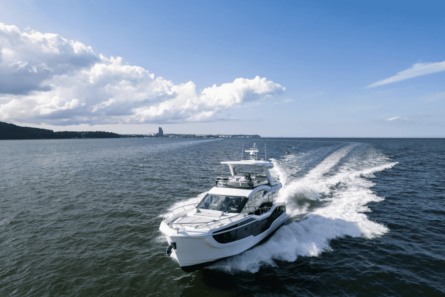 2025 Galeon 560 FLY