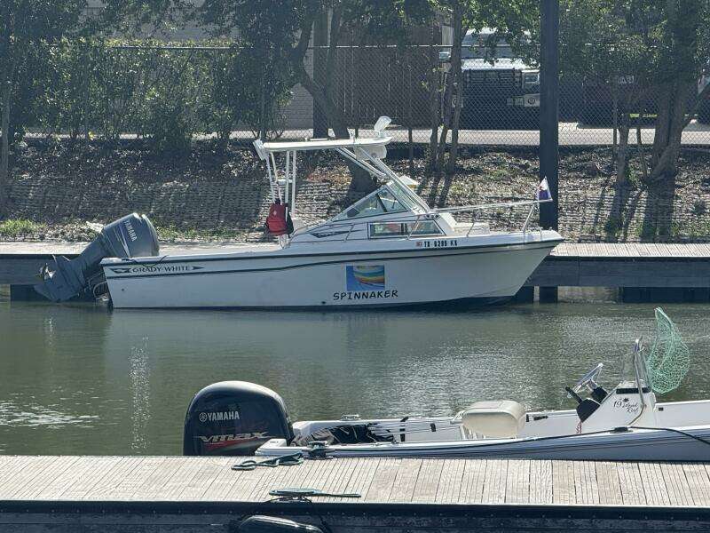 1987 Grady-White 20 Overnighter