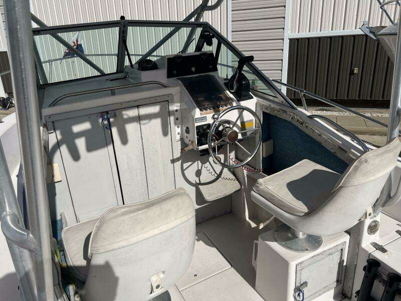 1987 Grady-White 20 Overnighter