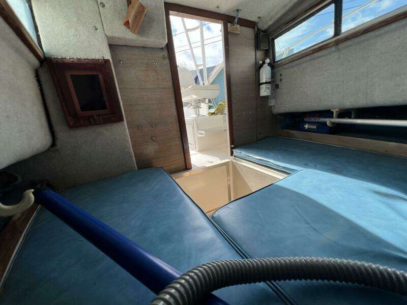 1987 Grady-White 20 Overnighter