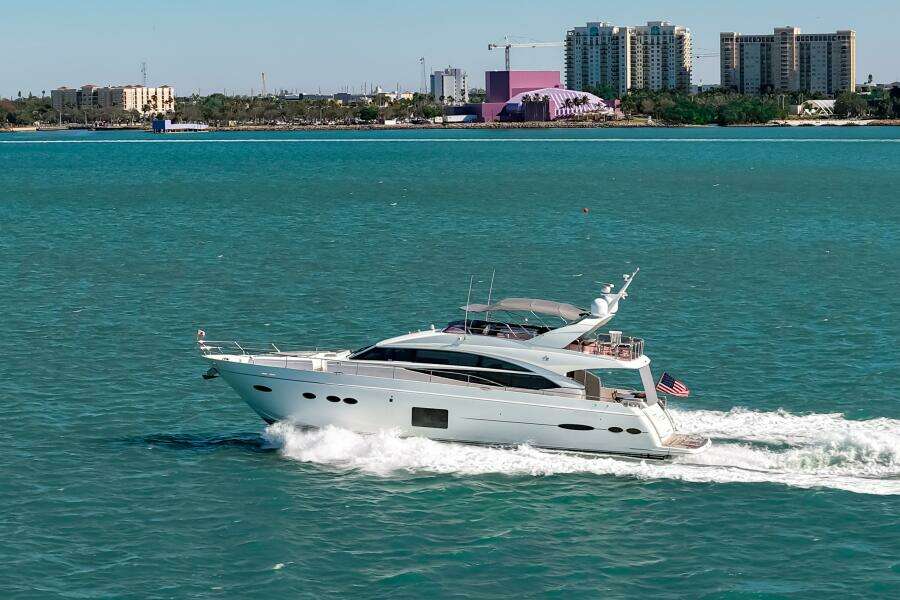 2014 Princess Y72