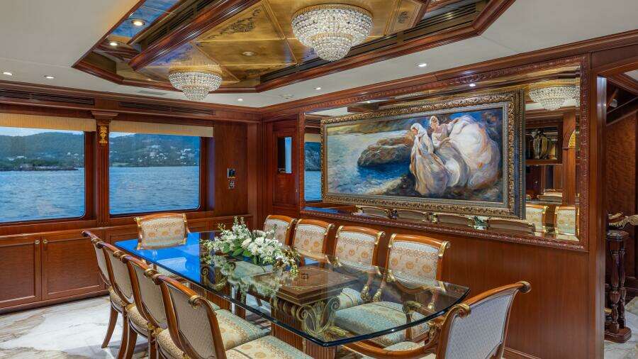 2001 Trinity Yachts Tri-Deck MY