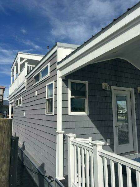 2019 Harbor Home Cozy Cottage 52' x 16' Tiny Boat