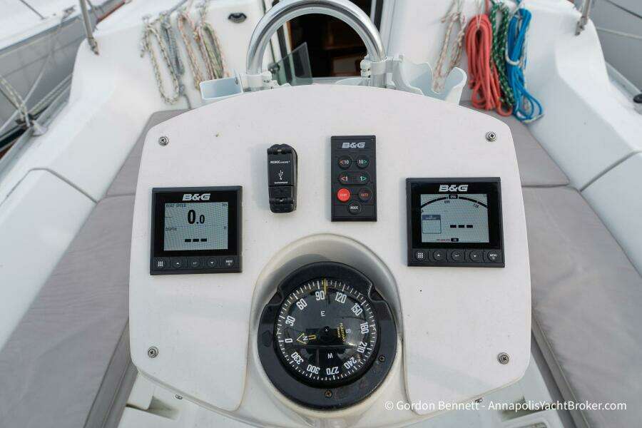 2002 Jeanneau Sun Odyssey 37