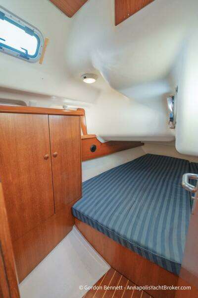 2002 Jeanneau Sun Odyssey 37