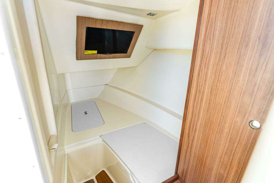 2021 Chris-Craft Launch 35 GT OB