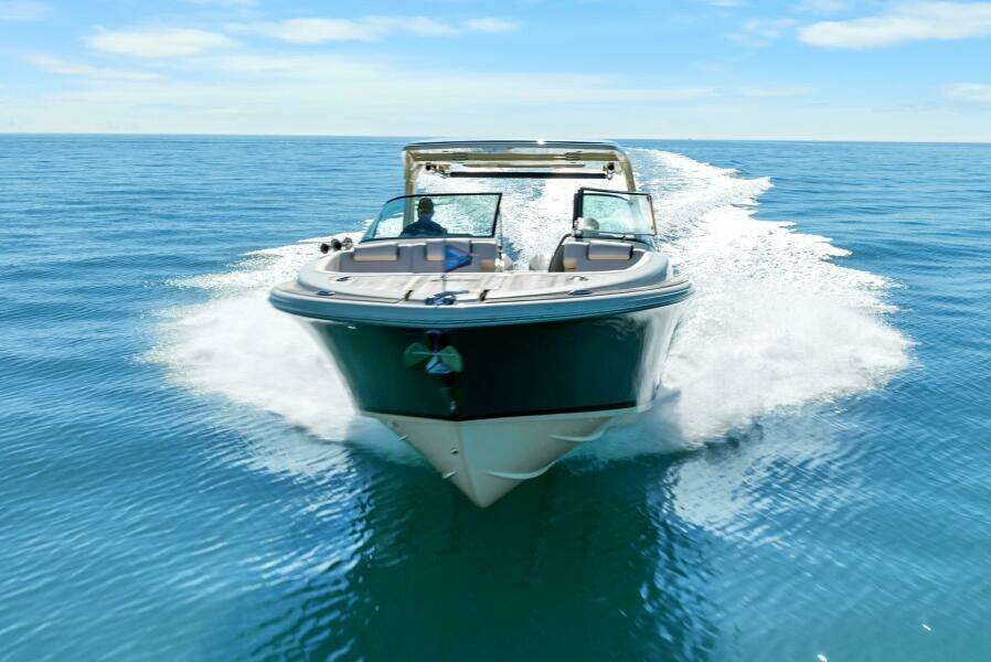 2021 Chris-Craft Launch 35 GT OB