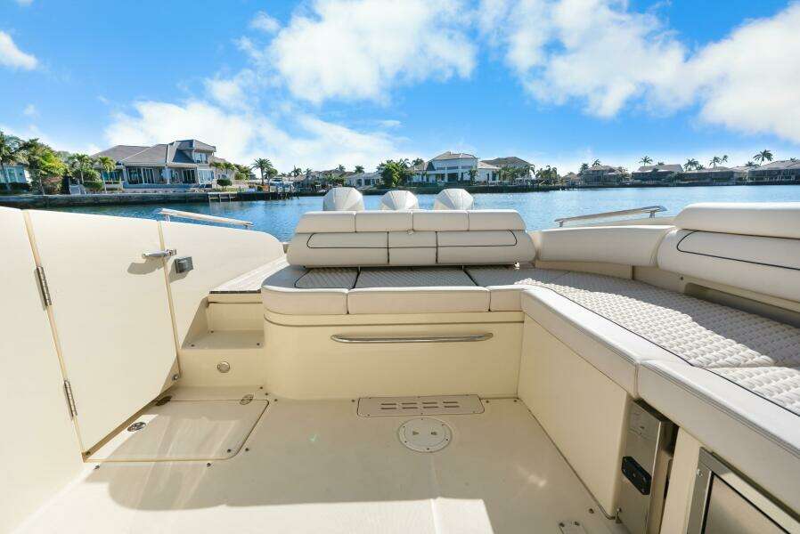 2021 Chris-Craft Launch 35 GT OB